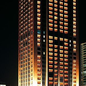 Wyndham Grand Plaza Royale Oriental Shanghai